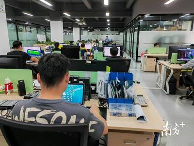 科技引擎再加速 兩家高科技企業(yè)全力恢復生產(chǎn)經(jīng)營，電子產(chǎn)品研發(fā)火力全開